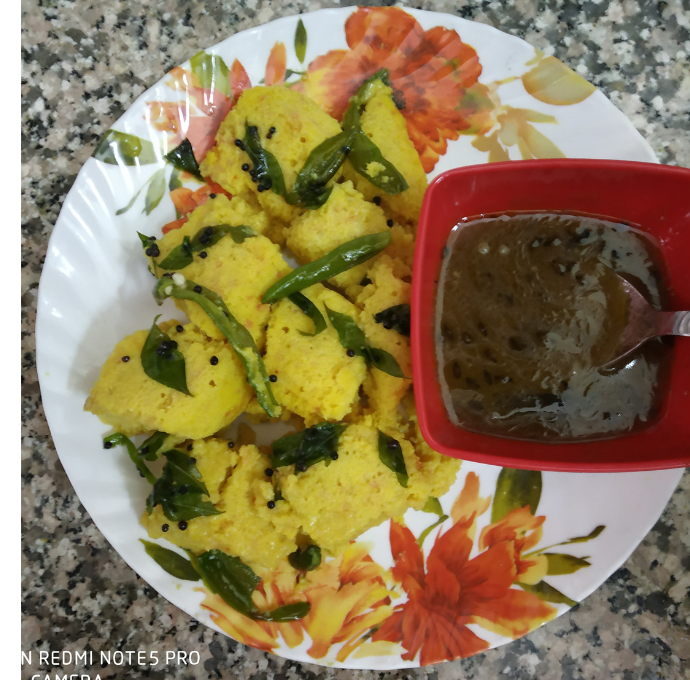 Dhokla with Tamarind Chutney Recipe